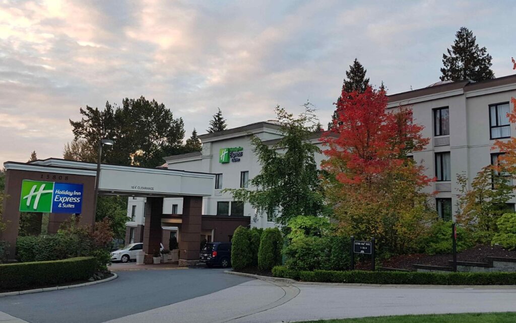 Holiday Inn Express & Suites Surrey - Cloverdale