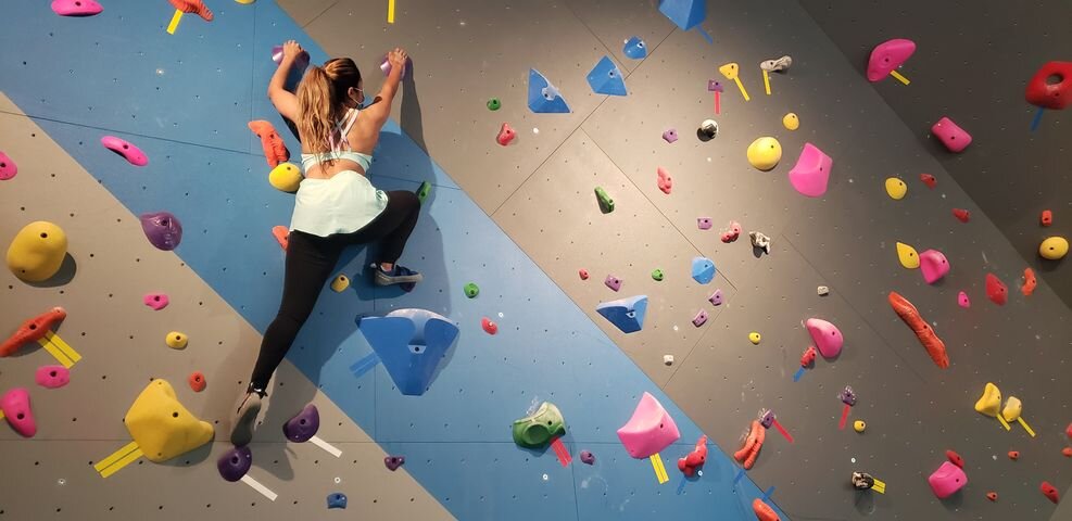 things to do in Toronto for young adults- rock climbing