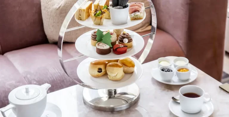 Best Places for Afternoon Tea in Toronto