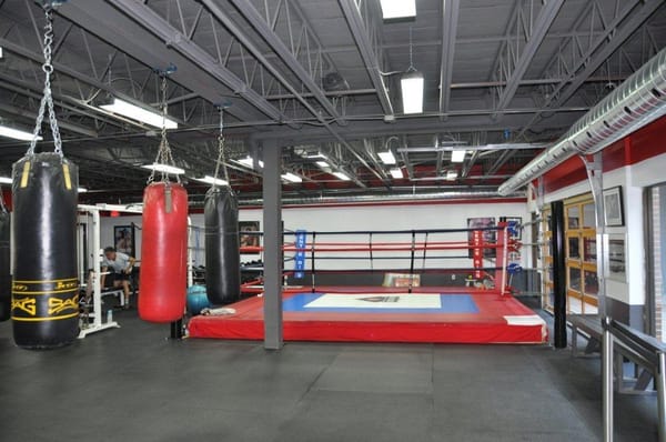 best boxing gyms in toronto- Centre Ring Toronto