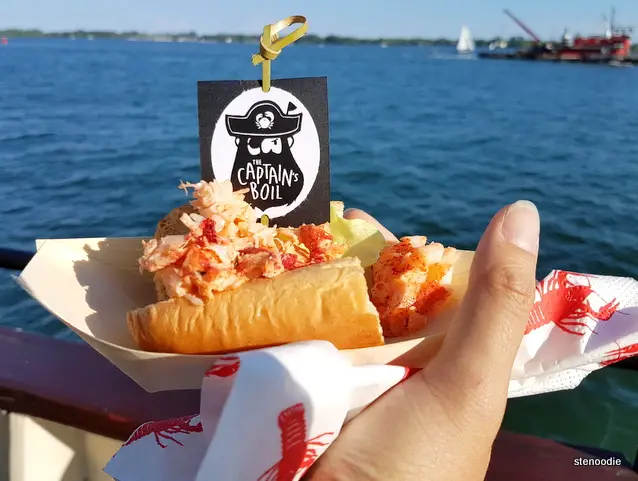 Best lobster roll in Toronto